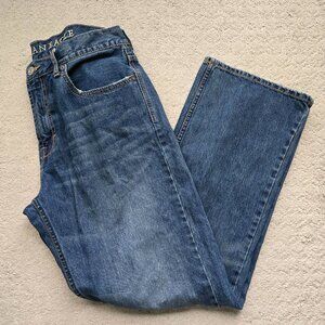 American Eagle Men's Bootcut / Straight Medium Wash Jeans 34x32